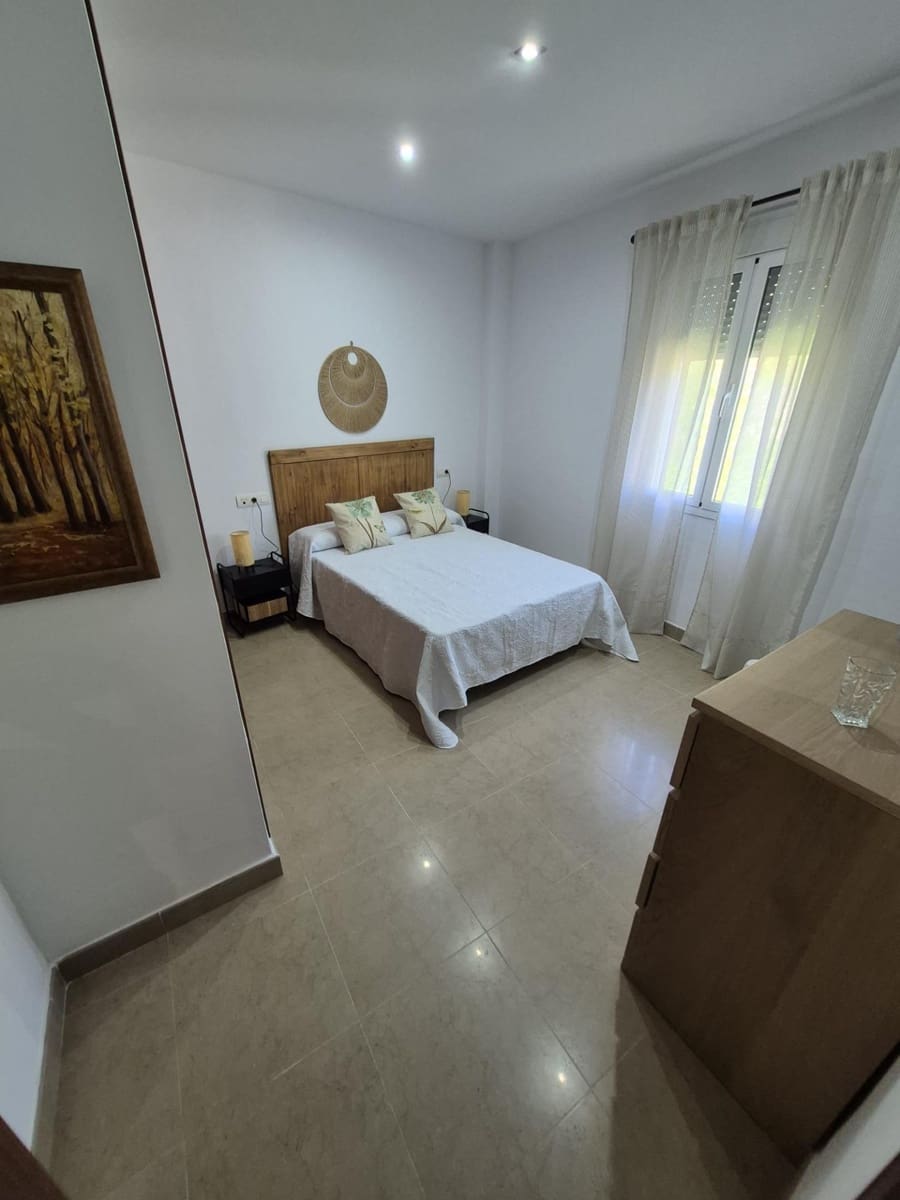 1 quarto Apartamento para arrendar em Arcos de la Frontera - 430 € (Ref: 9637792)