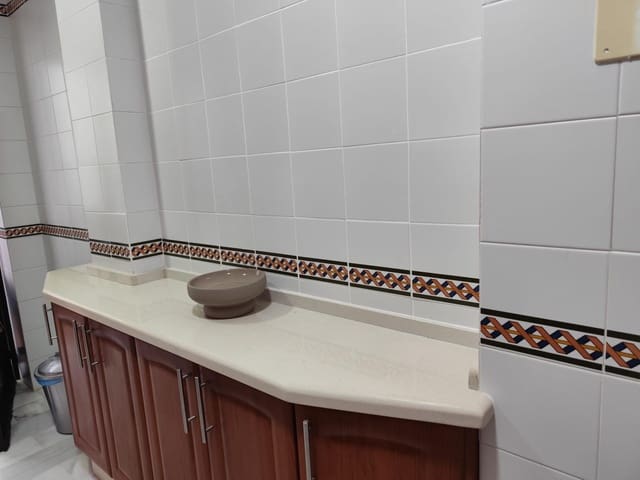 2 quarto Apartamento para arrendar em Arcos de la Frontera - 600 € (Ref: 9666780)