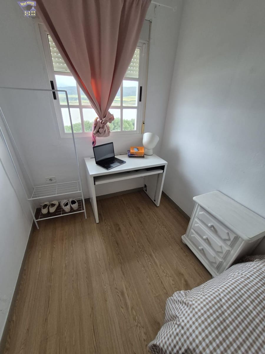 3 quarto Apartamento para arrendar em Arcos de la Frontera - 500 € (Ref: 9666782)