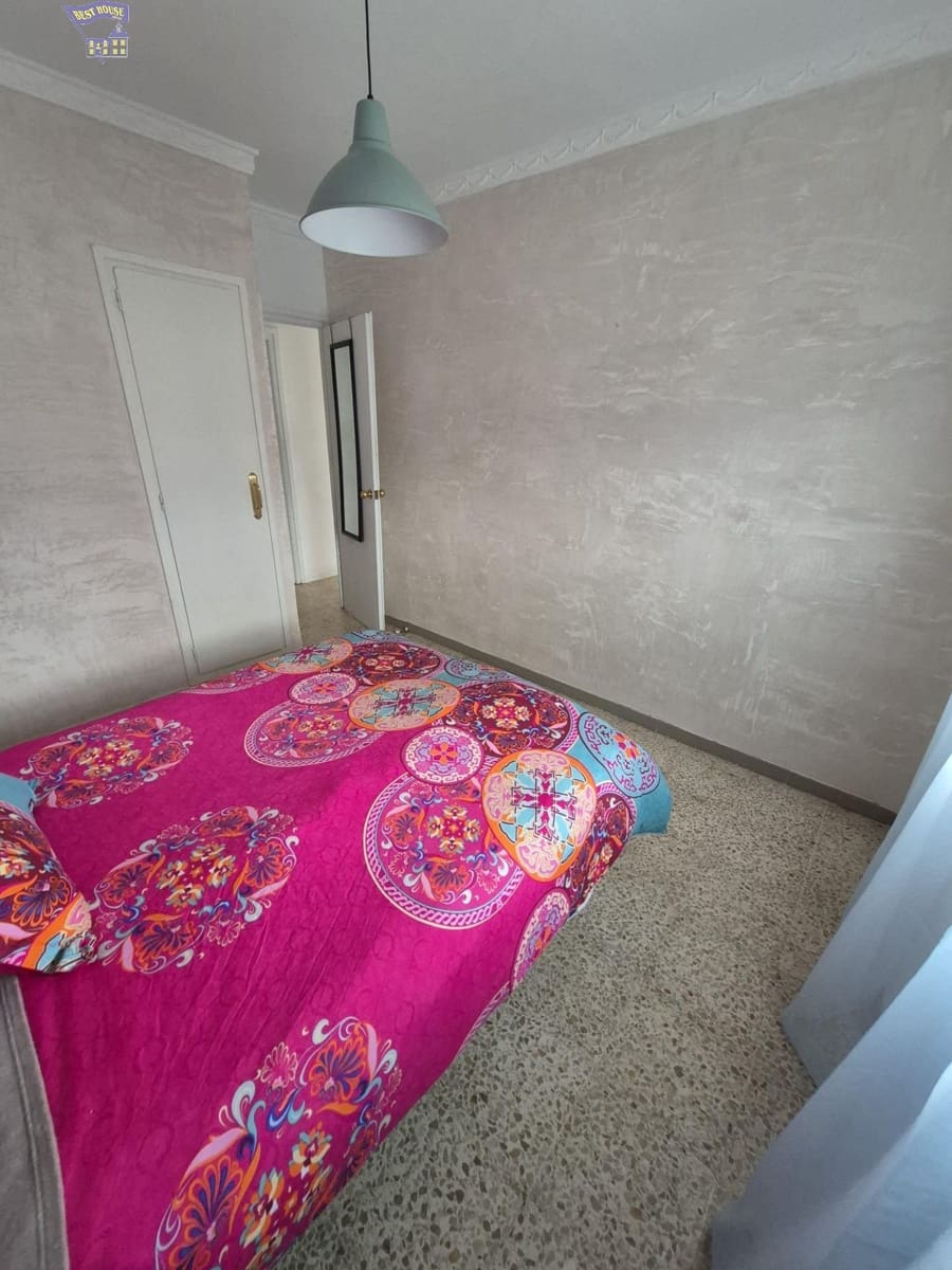 3 quarto Apartamento para arrendar em Arcos de la Frontera - 500 € (Ref: 9666782)