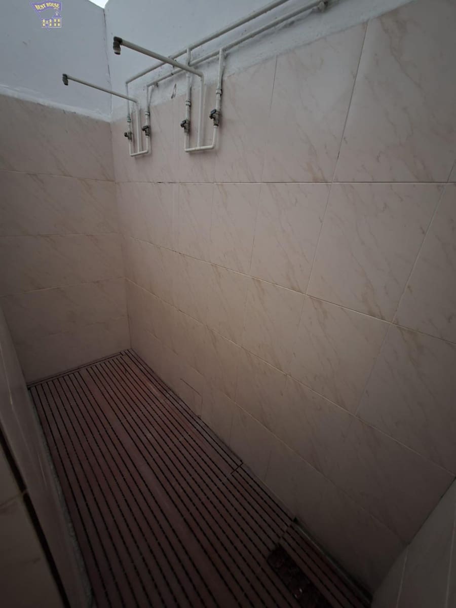 Commercial for sale in Arcos de la Frontera - € 69,900 (Ref: 9670912)