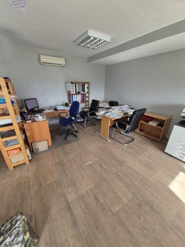 Commercieel te huur in Arcos de la Frontera - € 500 (Ref: 9674472)