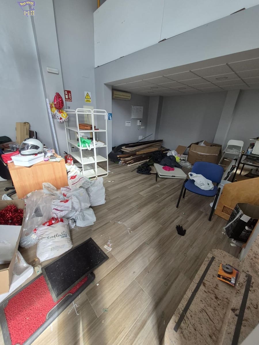 Local Comercial en Arcos de la Frontera en alquiler - 500 € (Ref: 9674472)