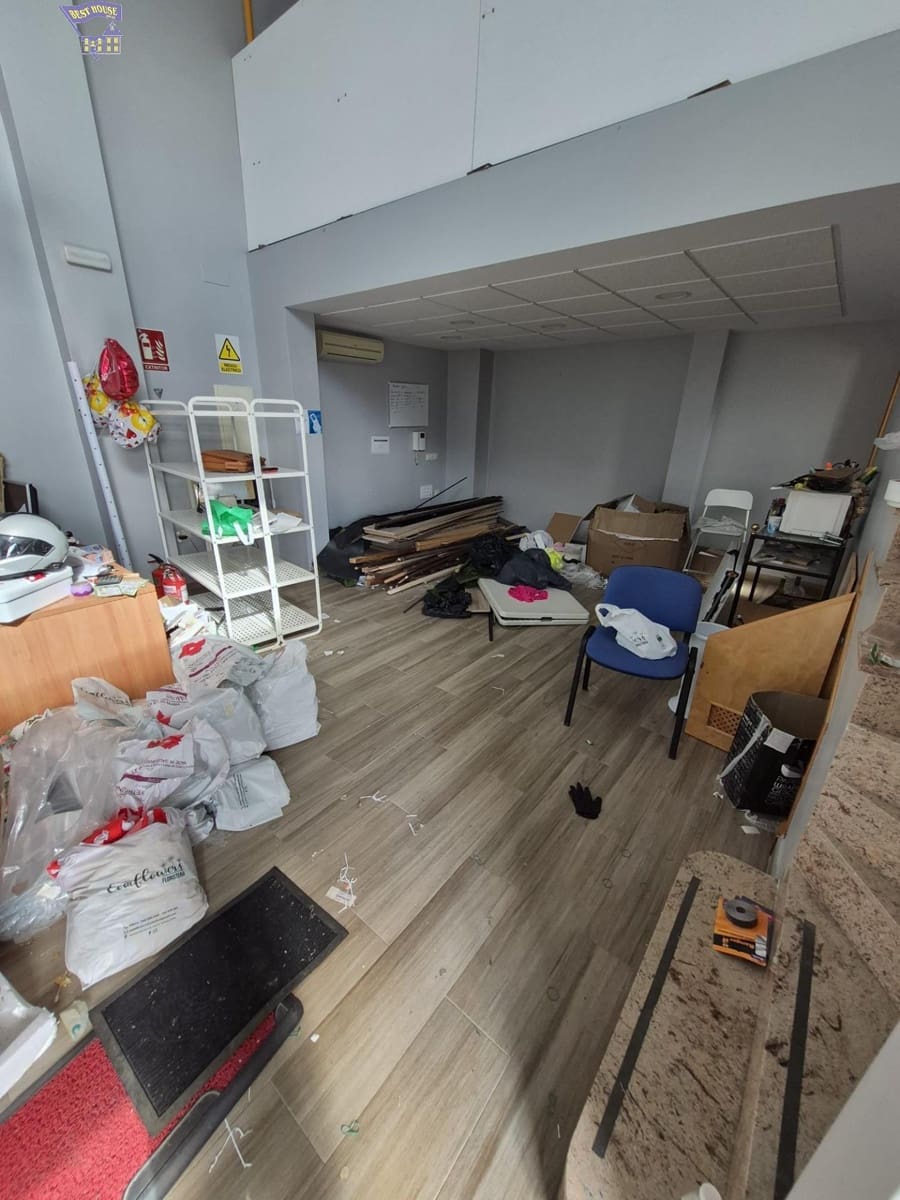 Local Comercial en Arcos de la Frontera en alquiler - 500 € (Ref: 9674472)