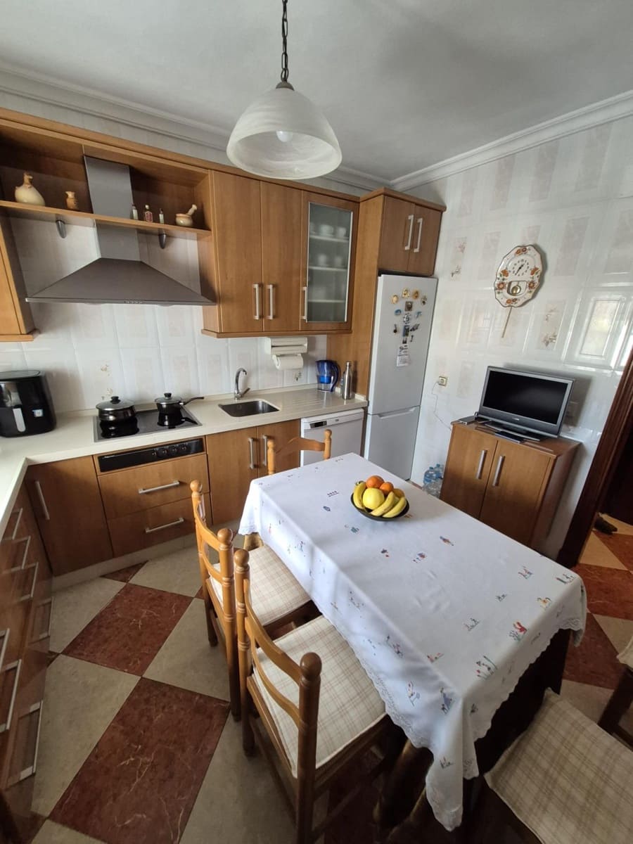 3 bedroom Townhouse for sale in Arcos de la Frontera - € 155,000 (Ref: 9674474)