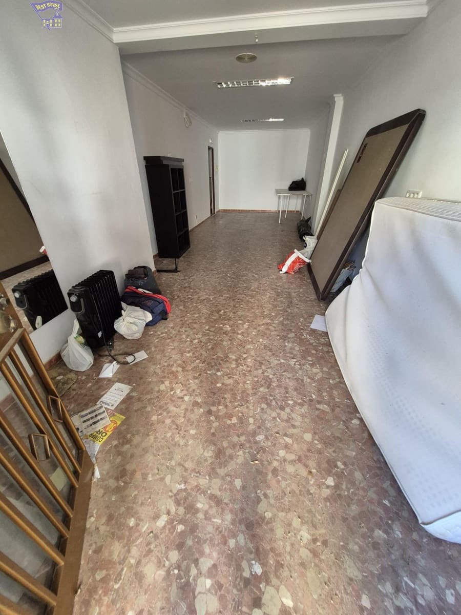 Commerciale in vendita in Arcos de la Frontera - 170.000 € (Rif: 9679994)