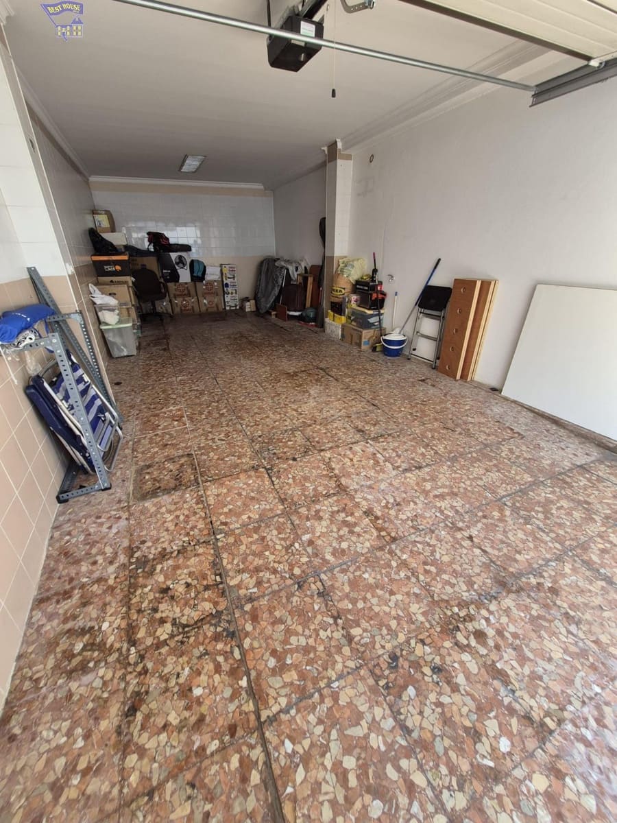 Commerciale in vendita in Arcos de la Frontera - 170.000 € (Rif: 9679994)