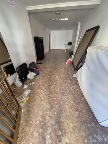 Kaupallinen myytävänä paikassa Arcos de la Frontera - 150 000 € (Ref: 9679994)