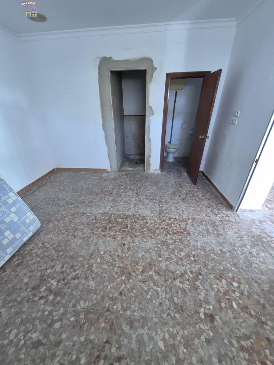 Comercial para venda em Arcos de la Frontera - 150 000 € (Ref: 9679994)