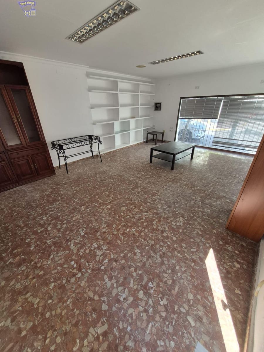 Comercial para venda em Arcos de la Frontera - 150 000 € (Ref: 9679994)