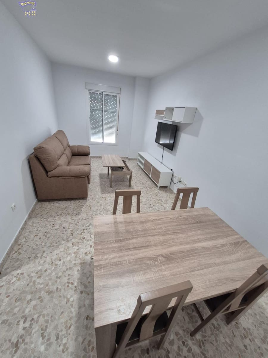 2 Zimmer Wohnung zu vermieten in Arcos de la Frontera - 500 € (Ref: 9686771)