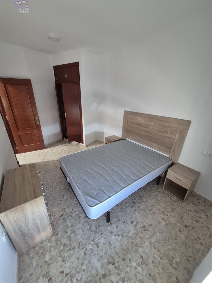 2 Zimmer Wohnung zu vermieten in Arcos de la Frontera - 500 € (Ref: 9686771)