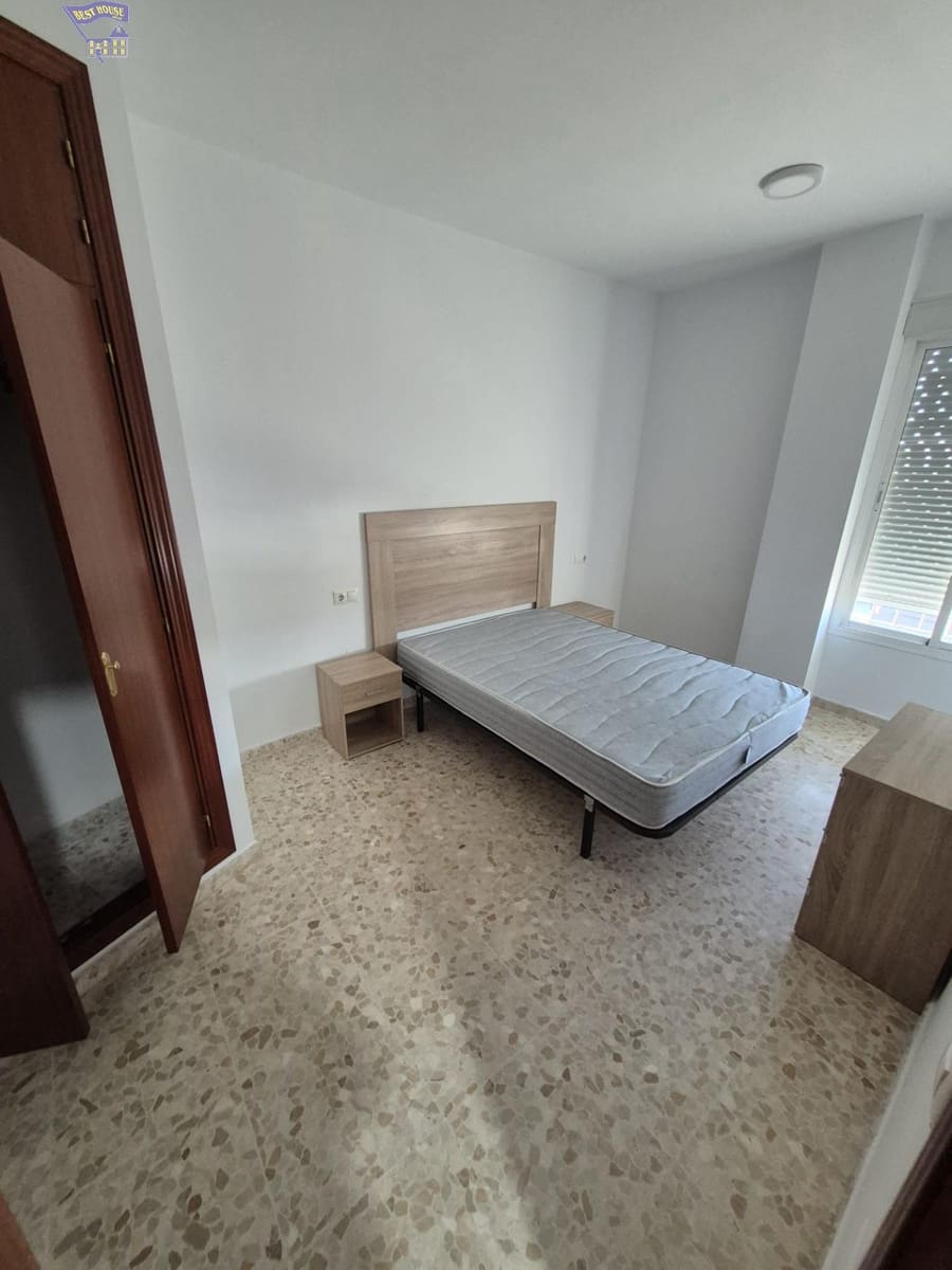 2 Zimmer Wohnung zu vermieten in Arcos de la Frontera - 500 € (Ref: 9686771)