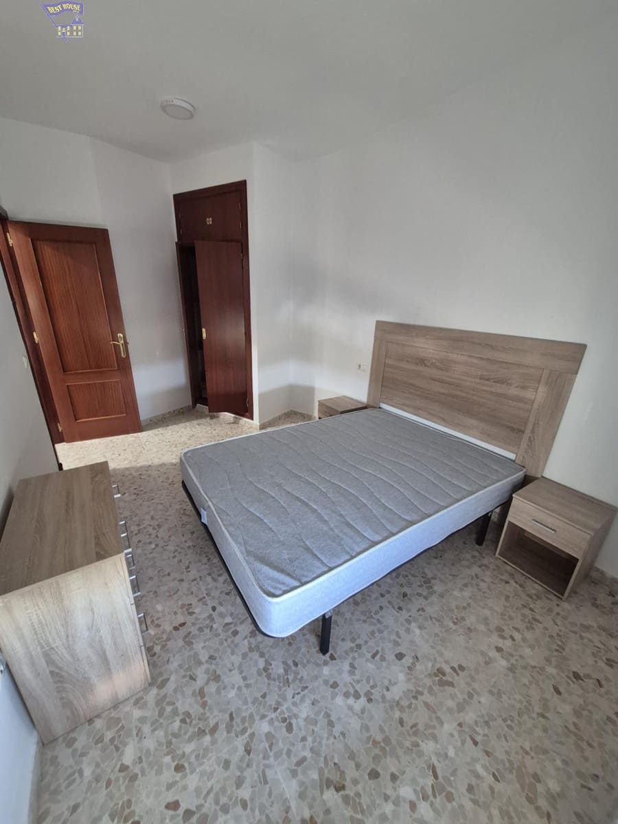 2 Zimmer Wohnung zu vermieten in Arcos de la Frontera - 500 € (Ref: 9686771)