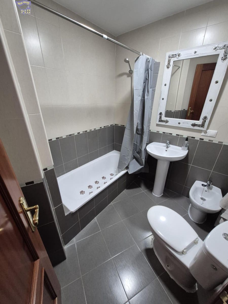 2 Zimmer Wohnung zu vermieten in Arcos de la Frontera - 500 € (Ref: 9686771)