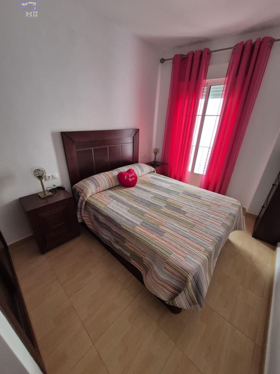 3 bedroom Flat for sale in Arcos de la Frontera - € 100,000 (Ref: 9726835)