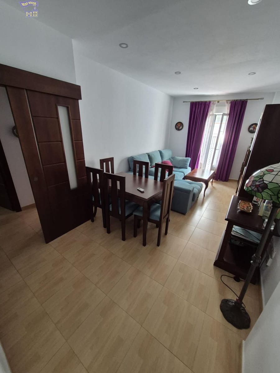 3 bedroom Flat for sale in Arcos de la Frontera - € 100,000 (Ref: 9726835)