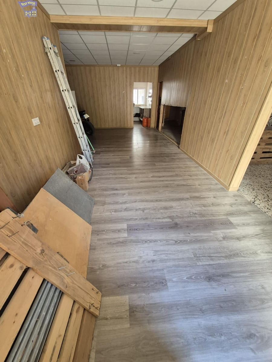 Commerciale in vendita in Arcos de la Frontera - 90.000 € (Rif: 9778359)