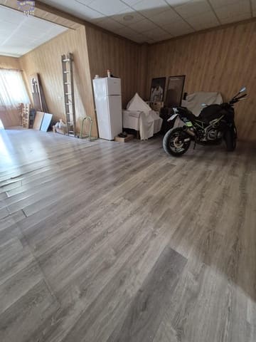 Commerciale in vendita in Arcos de la Frontera - 90.000 € (Rif: 9778359)