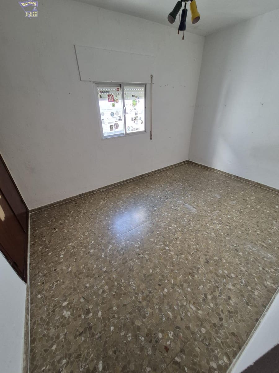 4 bedroom Townhouse for sale in Arcos de la Frontera - € 140,000 (Ref: 9778361)