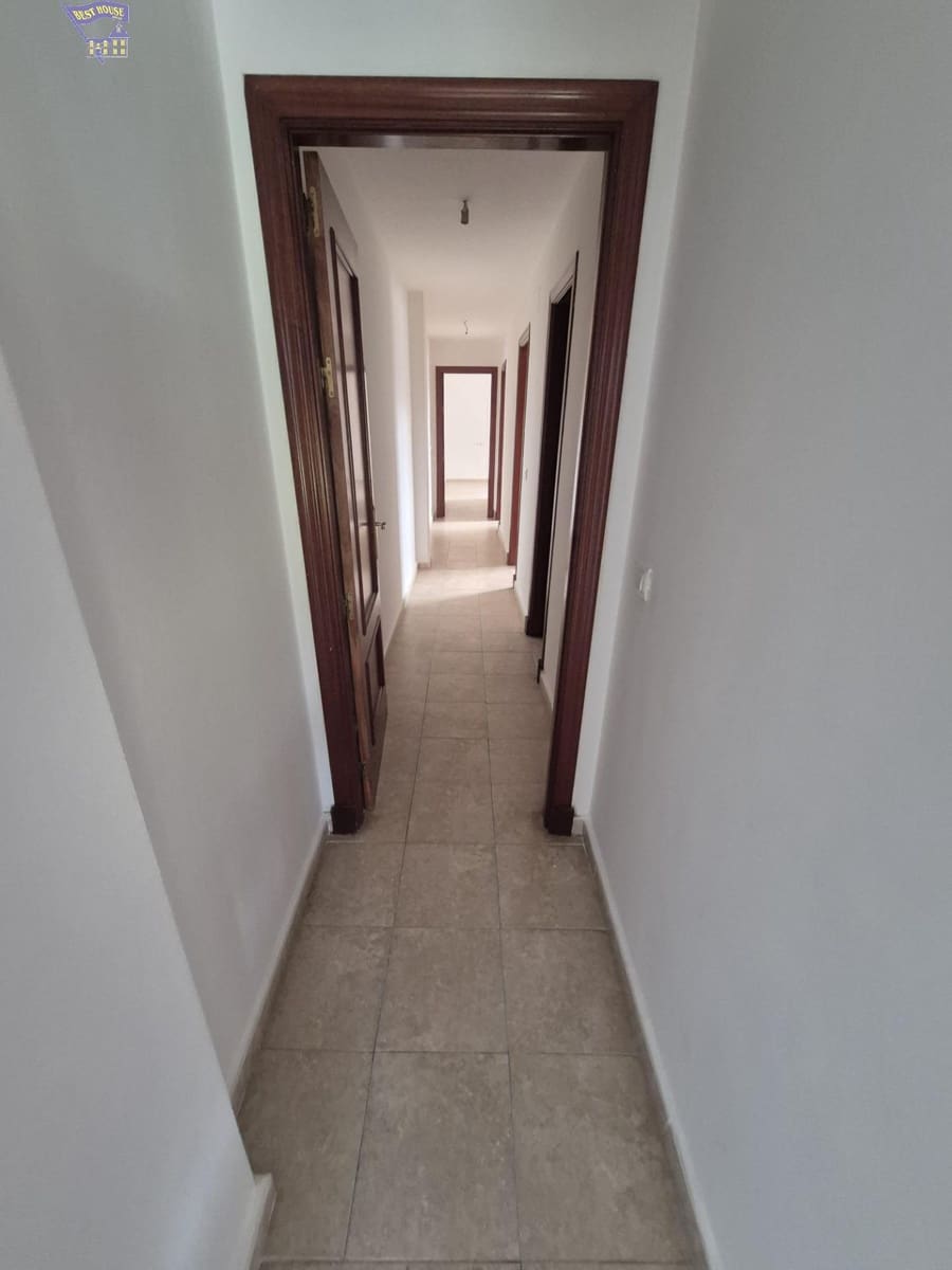 3 bedroom Flat for sale in Arcos de la Frontera - € 145,000 (Ref: 9780767)