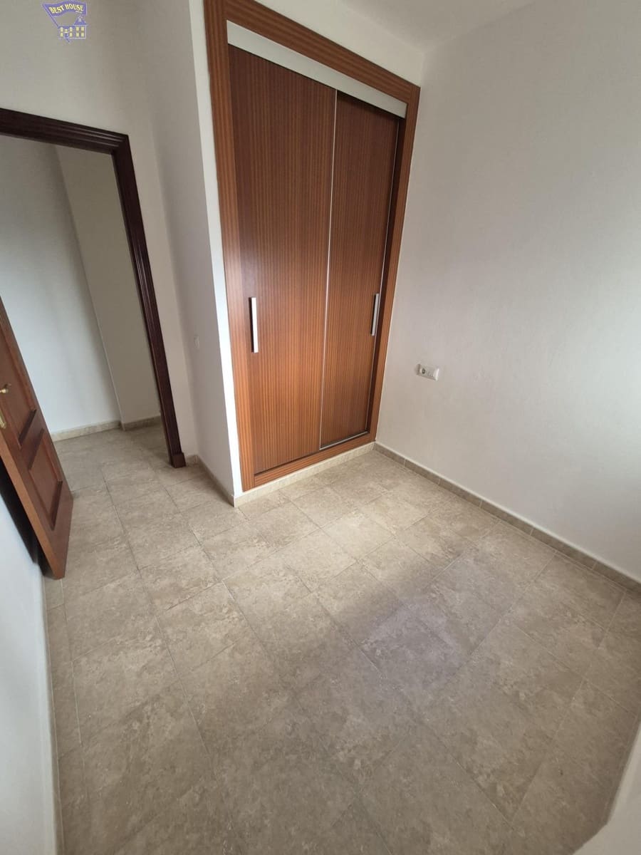 3 bedroom Flat for sale in Arcos de la Frontera - € 145,000 (Ref: 9780767)