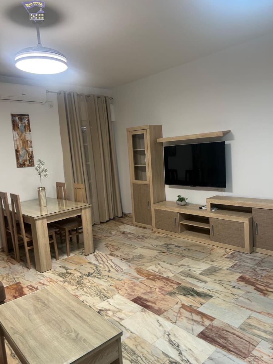 3 bedroom Flat for rent in Arcos de la Frontera - € 625 (Ref: 9780768)