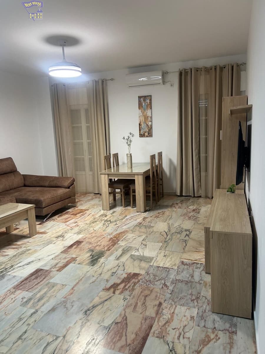 3 bedroom Flat for rent in Arcos de la Frontera - € 625 (Ref: 9780768)