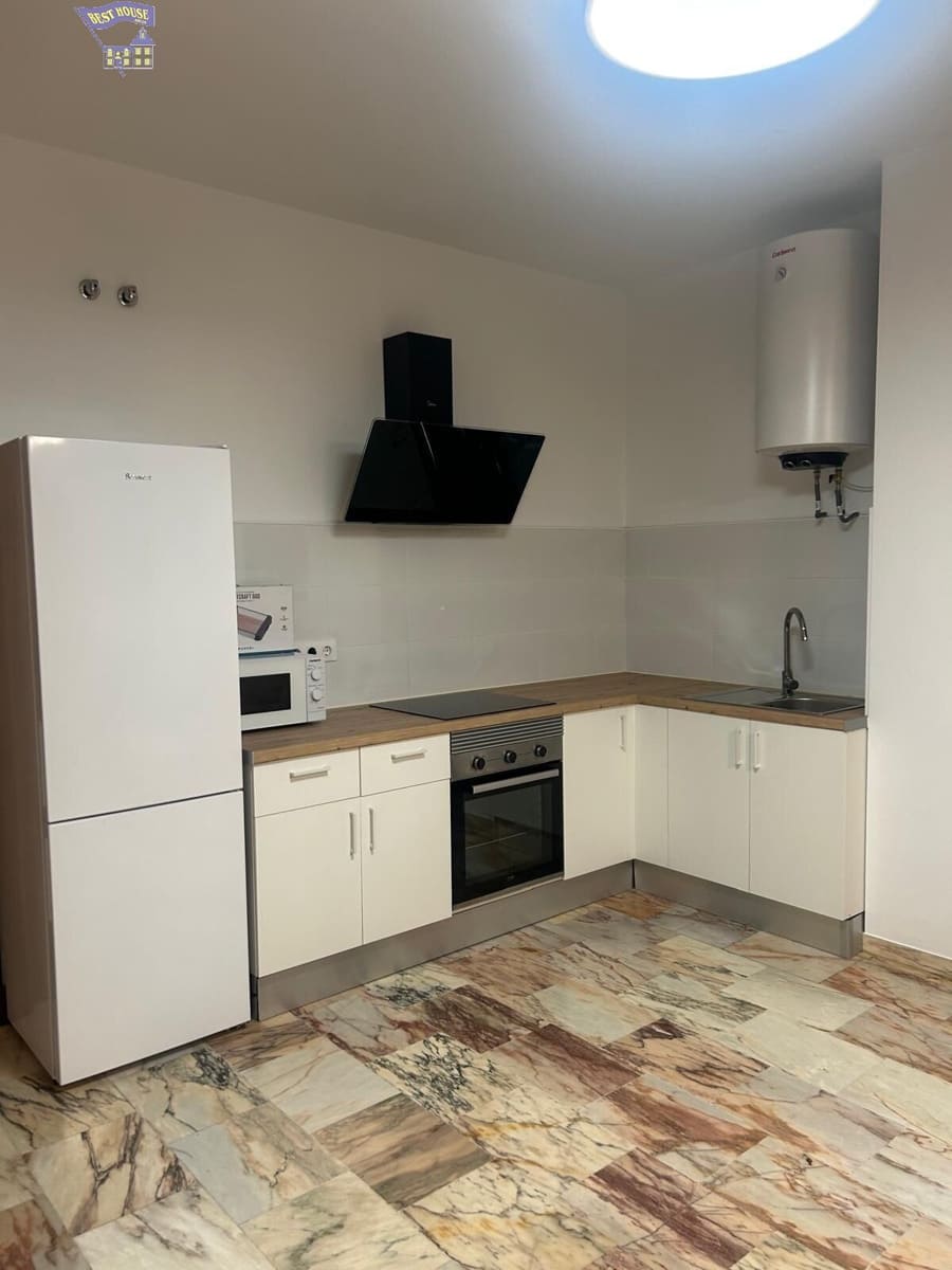 3 bedroom Flat for rent in Arcos de la Frontera - € 625 (Ref: 9780768)