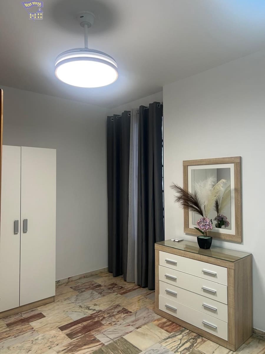 3 bedroom Flat for rent in Arcos de la Frontera - € 625 (Ref: 9780768)