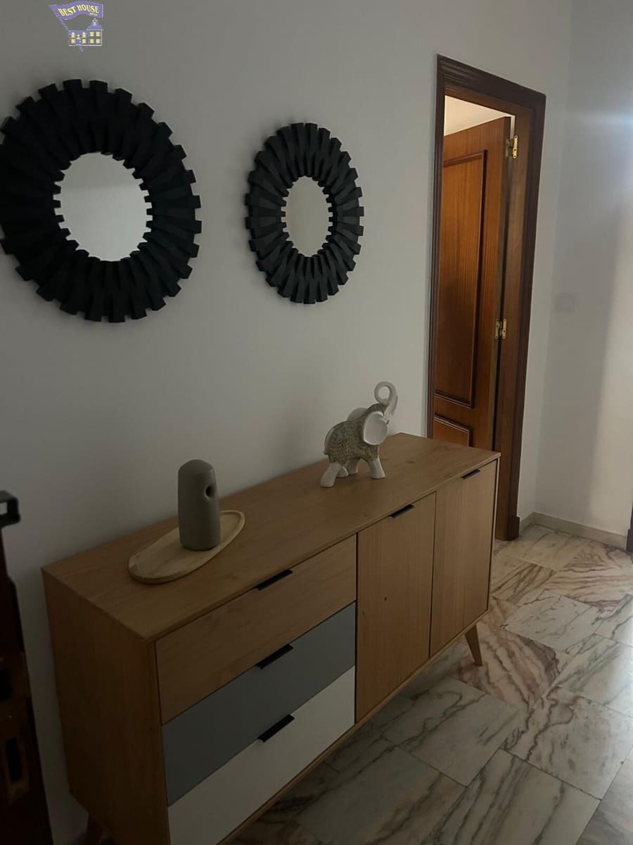 3 bedroom Flat for rent in Arcos de la Frontera - € 625 (Ref: 9780768)
