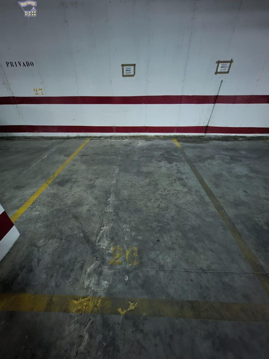 Garage for sale in Arcos de la Frontera - € 25,000 (Ref: 9786990)