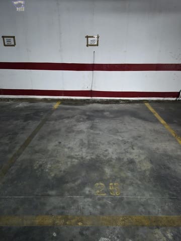 Garage for sale in Arcos de la Frontera - € 25,000 (Ref: 9786990)