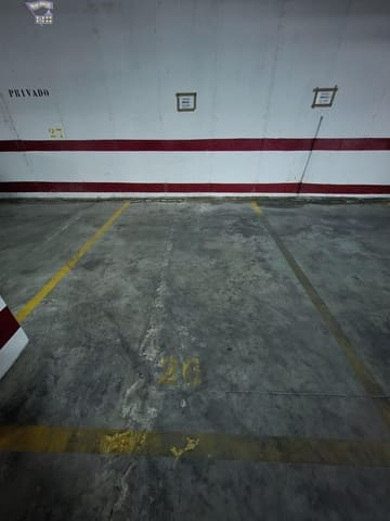 Garage for sale in Arcos de la Frontera - € 25,000 (Ref: 9786991)