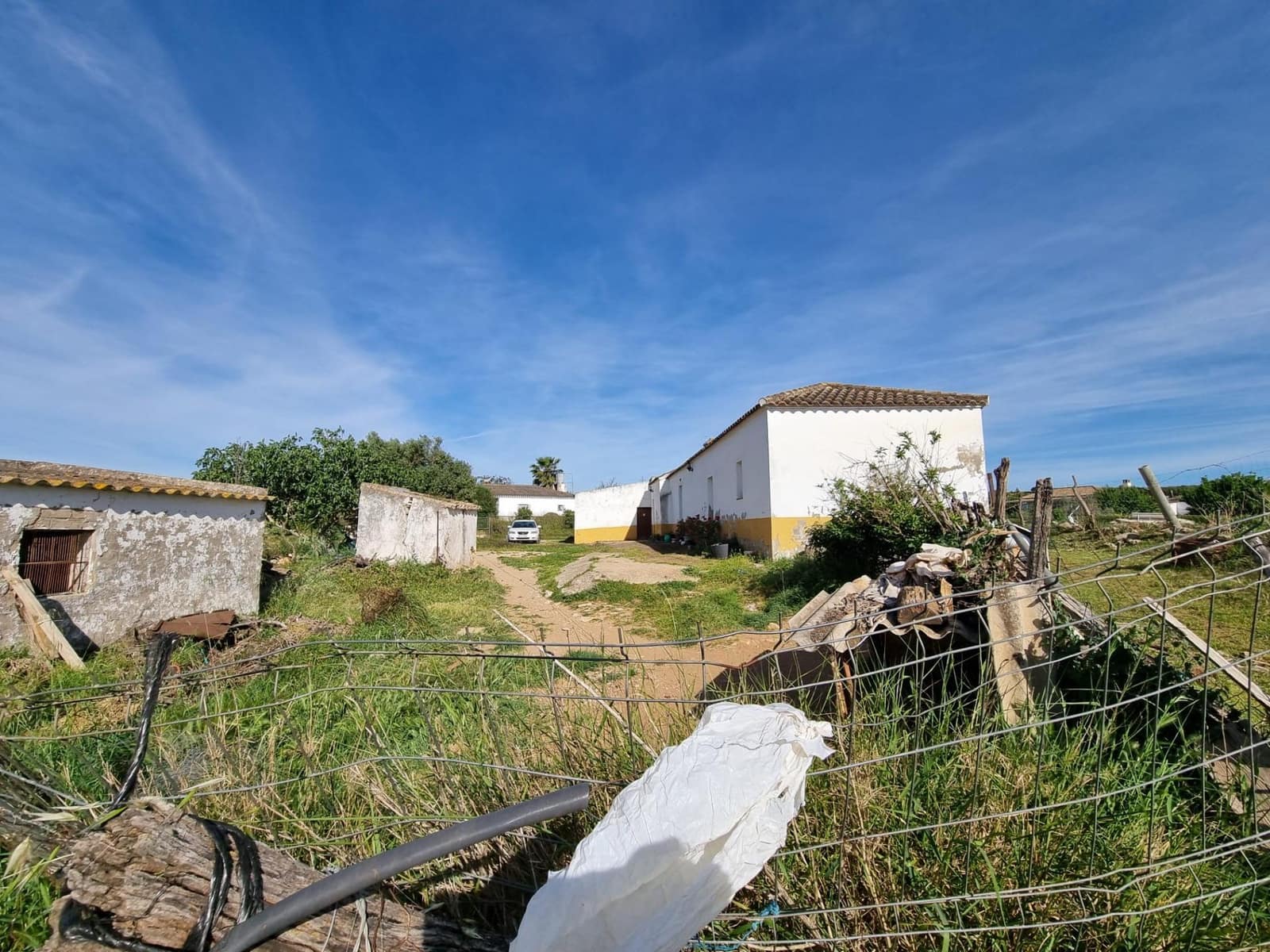 2 bedroom Finca/Country House for sale in Arcos de la Frontera - € 130,000 (Ref: 9786992)