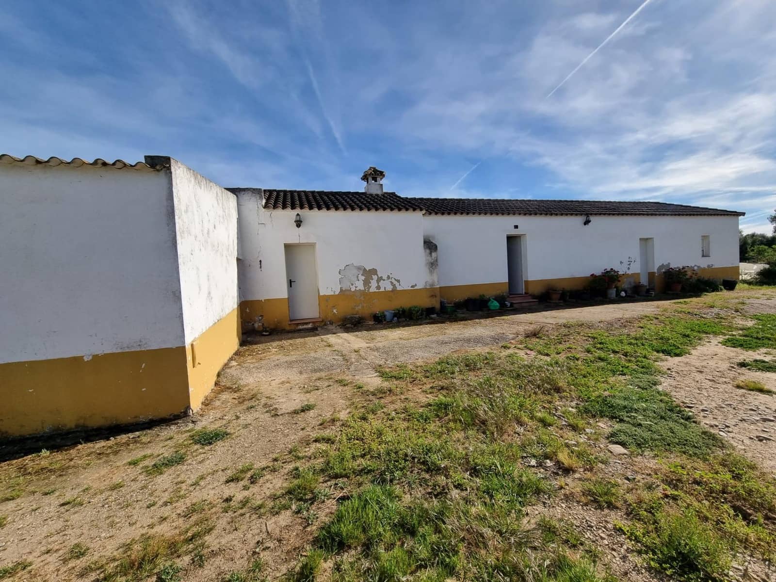 2 bedroom Finca/Country House for sale in Arcos de la Frontera - € 130,000 (Ref: 9786992)
