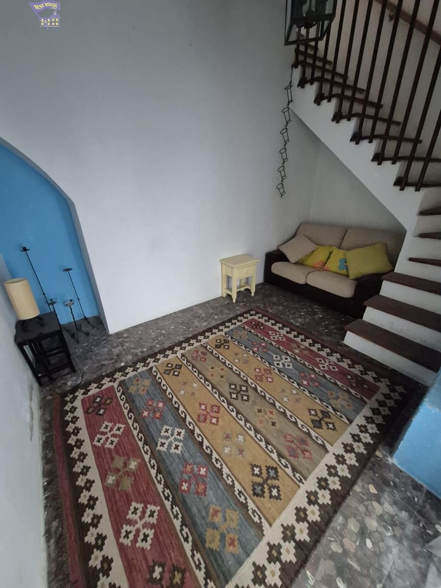 3 bedroom Townhouse for sale in Arcos de la Frontera - € 85,000 (Ref: 9791263)