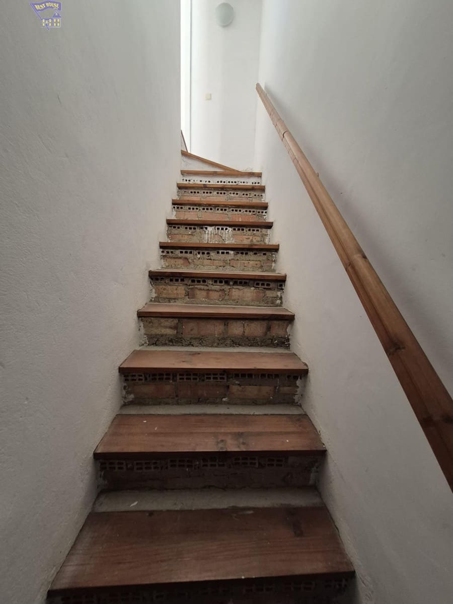 3 bedroom Townhouse for sale in Arcos de la Frontera - € 85,000 (Ref: 9791263)