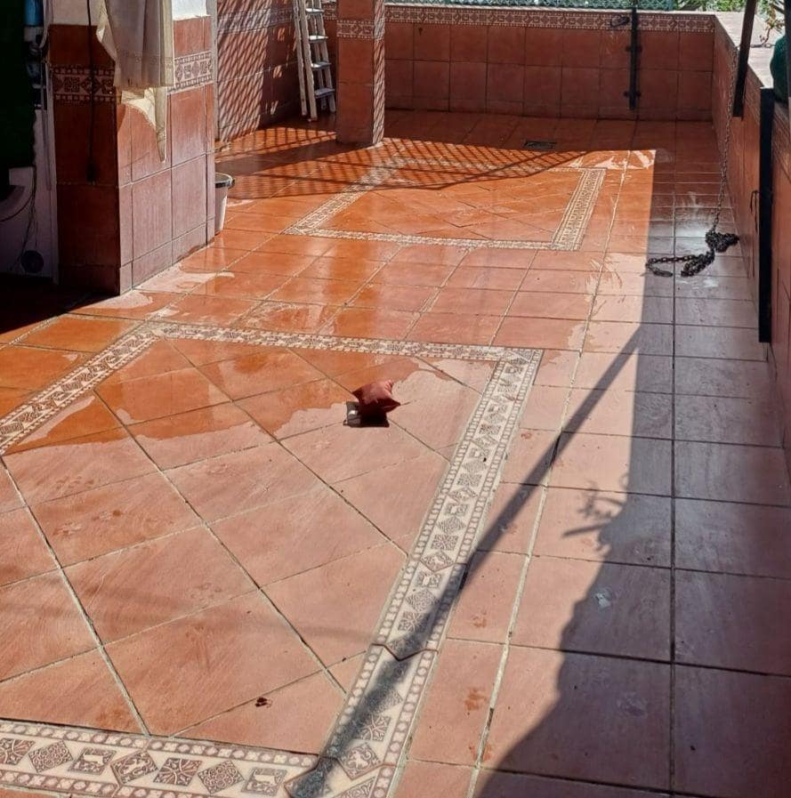 Piso de 3 habitaciones en Arcos de la Frontera en venta - 138.500 € (Ref: 9799467)