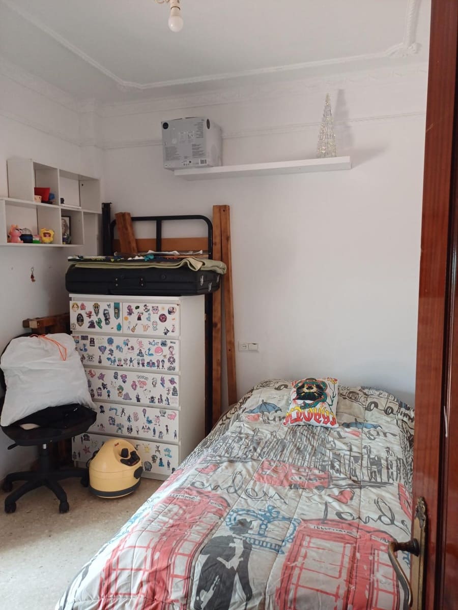 Piso de 3 habitaciones en Arcos de la Frontera en venta - 138.500 € (Ref: 9799467)