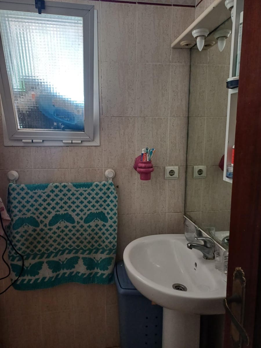 Piso de 3 habitaciones en Arcos de la Frontera en venta - 138.500 € (Ref: 9799467)