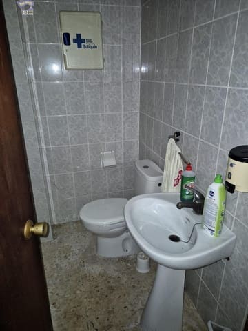 Comercial para venda em Arcos de la Frontera - 75 000 € (Ref: 9799468)