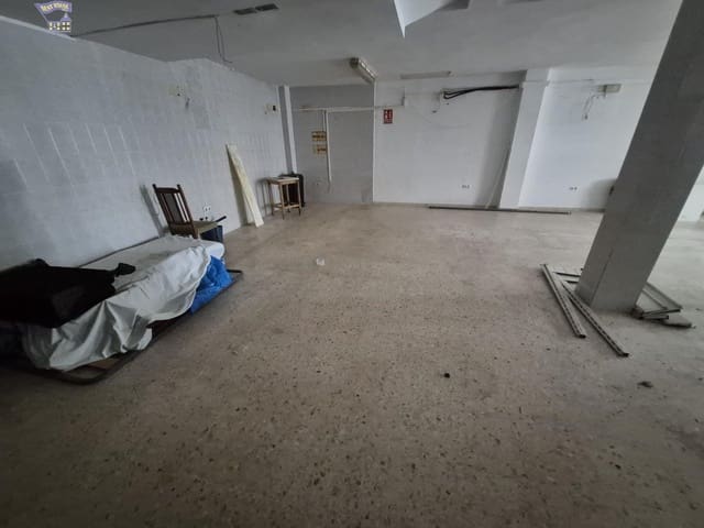 Comercial para venda em Arcos de la Frontera - 75 000 € (Ref: 9799468)