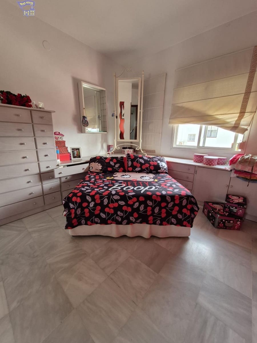 Adosado de 3 habitaciones en Arcos de la Frontera en venta - 155.500 € (Ref: 9808183)