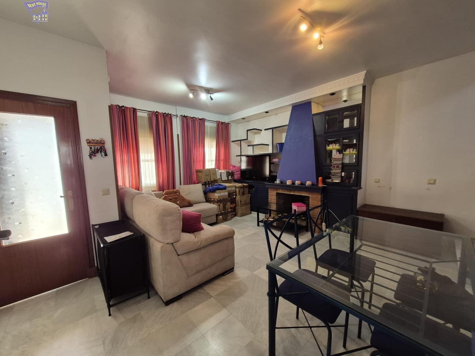 Adosado de 3 habitaciones en Arcos de la Frontera en venta - 155.500 € (Ref: 9808183)