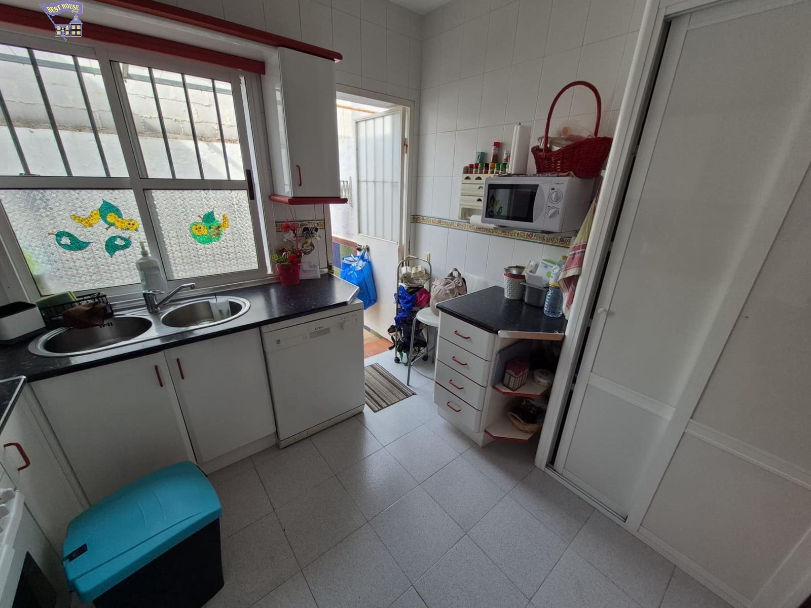 Adosado de 3 habitaciones en Arcos de la Frontera en venta - 155.500 € (Ref: 9808183)