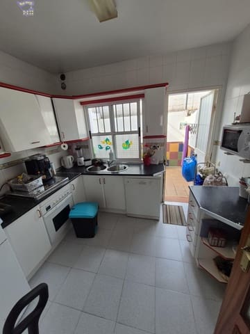 3 makuuhuone Rivitalo myytävänä paikassa Arcos de la Frontera - 145 000 € (Ref: 9808183)