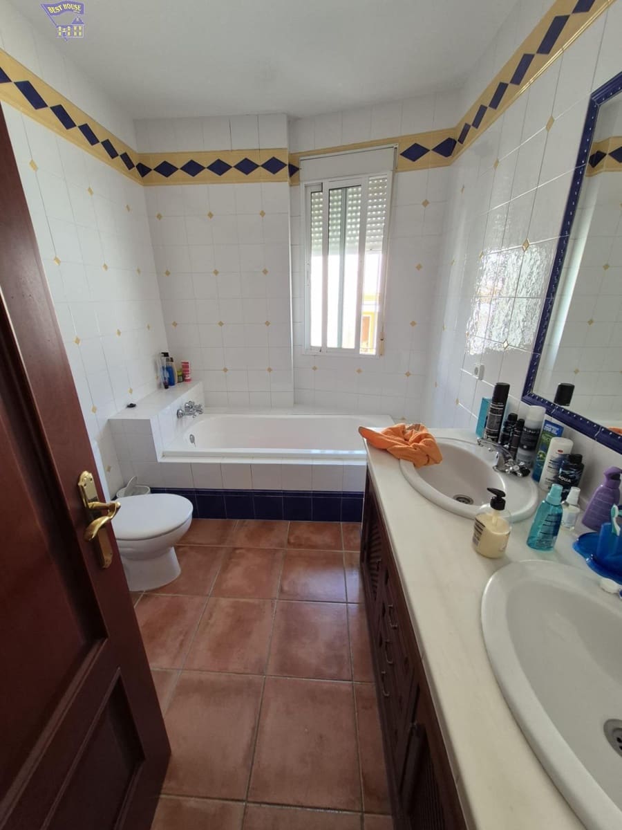 4 slaapkamer Villa te koop in Arcos de la Frontera - € 350.000 (Ref: 9808184)