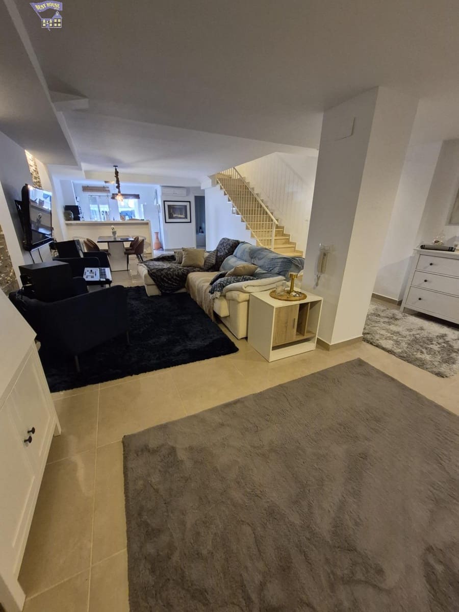 4 quarto Moradia em Banda para venda em Arcos de la Frontera - 350 000 € (Ref: 9825049)