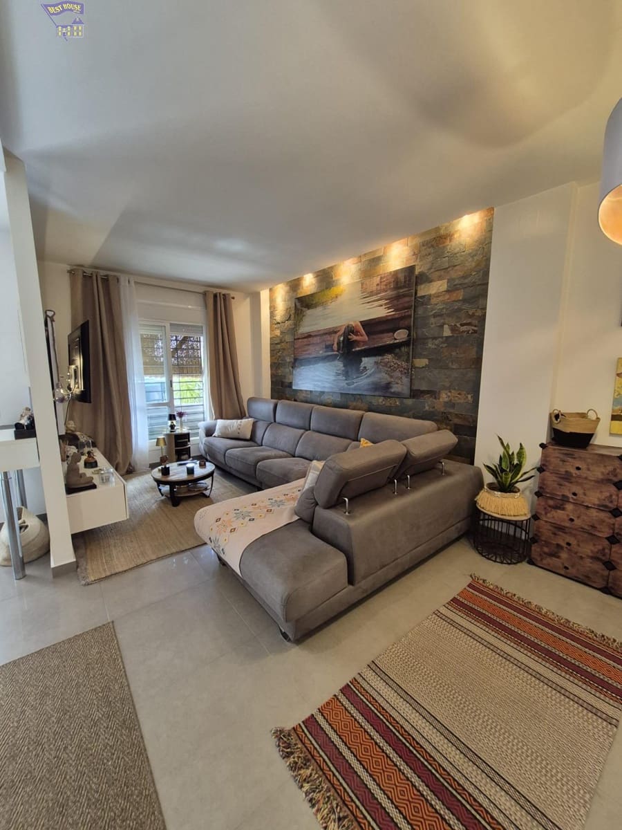 4 bedroom Terraced Villa for sale in Arcos de la Frontera - € 350,000 (Ref: 9825049)